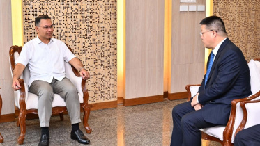 At the meeting, held at the Prime Minister’s Office at the Bangladesh Secretariat, Yao congratulated the prime minister on his participation in the 81st session of the United Nations General Assembly. Photo: PMO