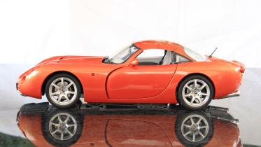 118 TVR Tuscan by Revell b.jpg