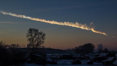 2013_Chelyabinsk_meteor_trace.jpg