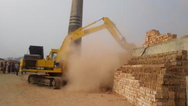 illegal brick kilns on Turag river bank