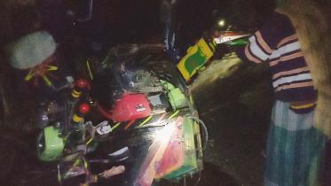 Jhenidah road accident