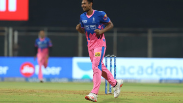 Mustafizur IPL.jpg