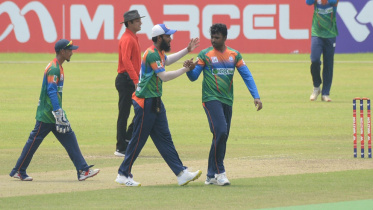 Alauddin Babu against Abahani (2).jpg