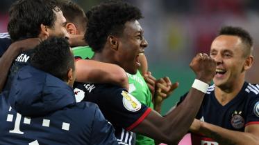 Alaba_Bayern celebrate.jpg