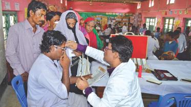 An eye specialist.jpg