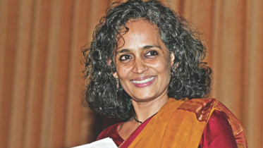 arundhati roy.jpg