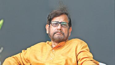 Asaduzzaman Noor returns to cinema