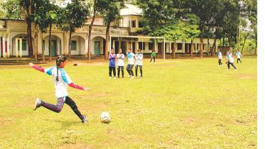 Bangamata Gold Cup 1.jpg