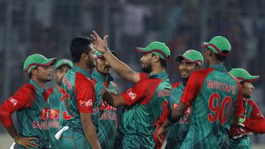 Bangladesh-celebration-AP.jpg
