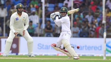 batsman-Mominul-Haque.jpg
