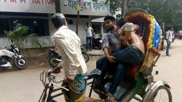 Bangladesh Chhatra League Attcks Fellow activist