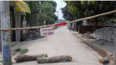 Benapole village locked down.jpg