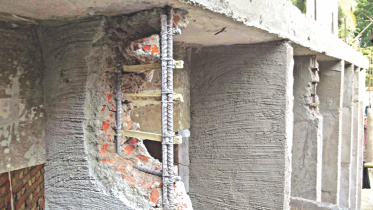 Bizarre construction 1.jpg