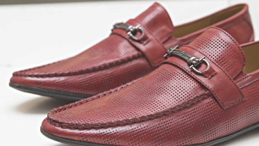 Boots, pumps and Oxfords for winter chills