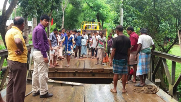 Bridge collapse snaps.jpg