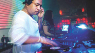 British-Bangladeshi musicians