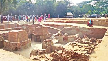 buddhist stupas 1.jpg