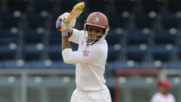 chanderpaul-wb.jpg