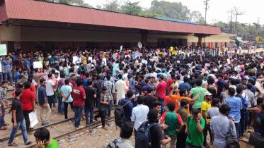 Quota System Reform Protest outsude Dhaka