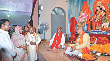 Dhakeshwari Temple.jpg