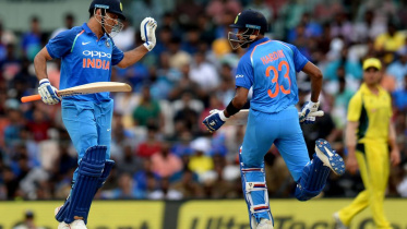dhoni.jpg