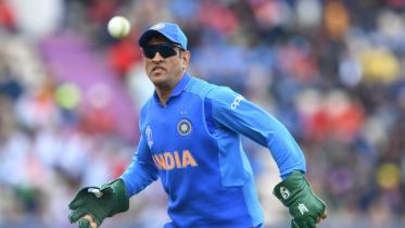 Dhoni.jpg