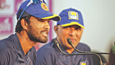 Dinesh Chandimal-Chandika Hathurusingha