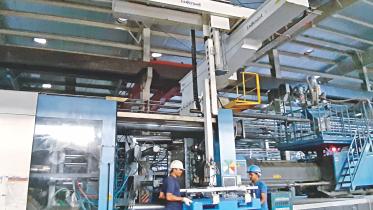 Factories employing robots.jpg