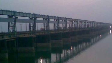 farakka barrage.jpg