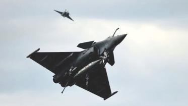 fighter jet.jpg