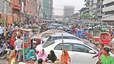 Free footpaths from hawkers