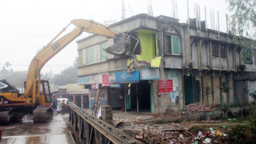 Freeing Louhajang River.jpg