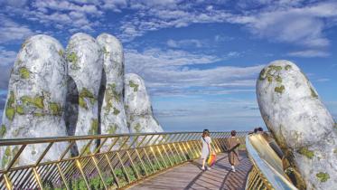 golden bridge Vietnam.jpg