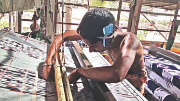 handloom factory Pabna.jpg