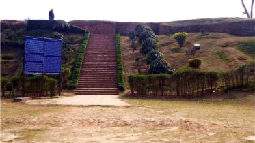 historic Mahasthangarh.jpg