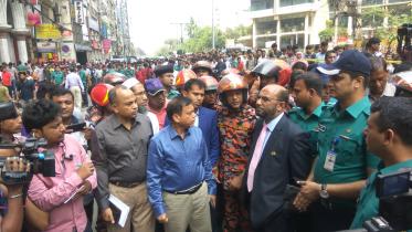 housing minister.jpg