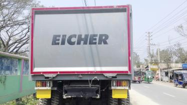 Illegal sand traders Bhuapur.jpg