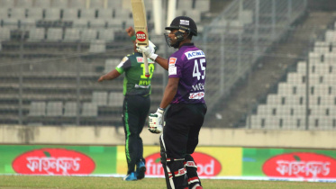 Imrul 50 against Sylhet at Dhaka 4.JPG