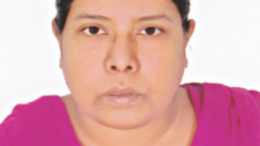 Ismat Ara.jpg