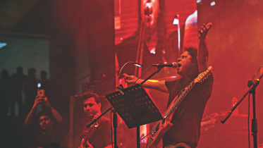 James performs at IUB.jpg