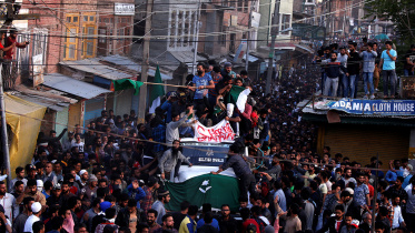 Indian soldiers shot dead