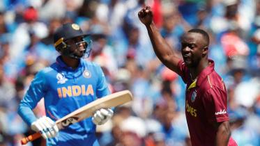 Kemar Roach.jpg