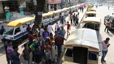 Laguna banned on Dhaka streets