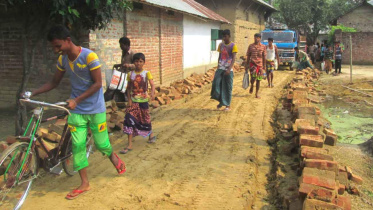 lifts road bricks.jpg