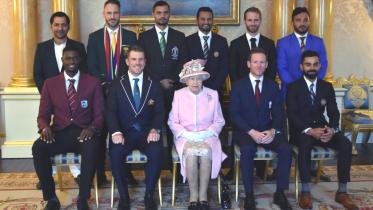 Mashrafe and the queen