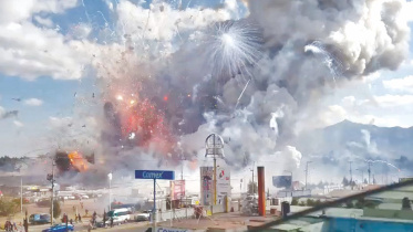 mexico fireworks blast 1.jpg