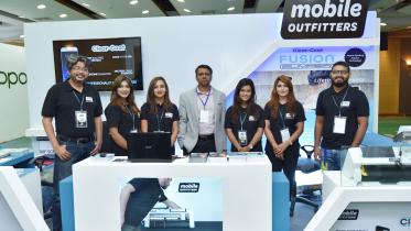 Mobile OutFitters-02.JPG