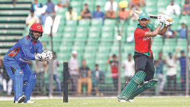 mosaddek hossain.jpg