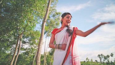 Moyurakkhi Tumi Diley