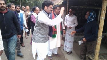 Nilphamari-4 polls 1.jpg